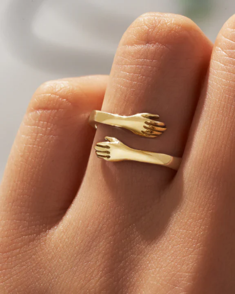 Adjustable Hug Ring
