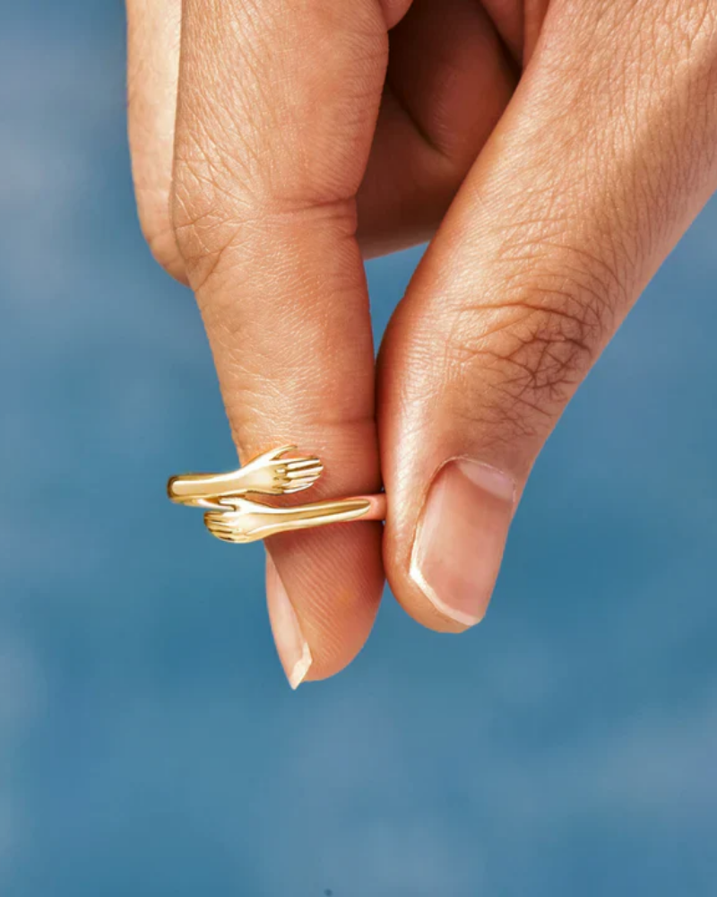Adjustable Hug Ring