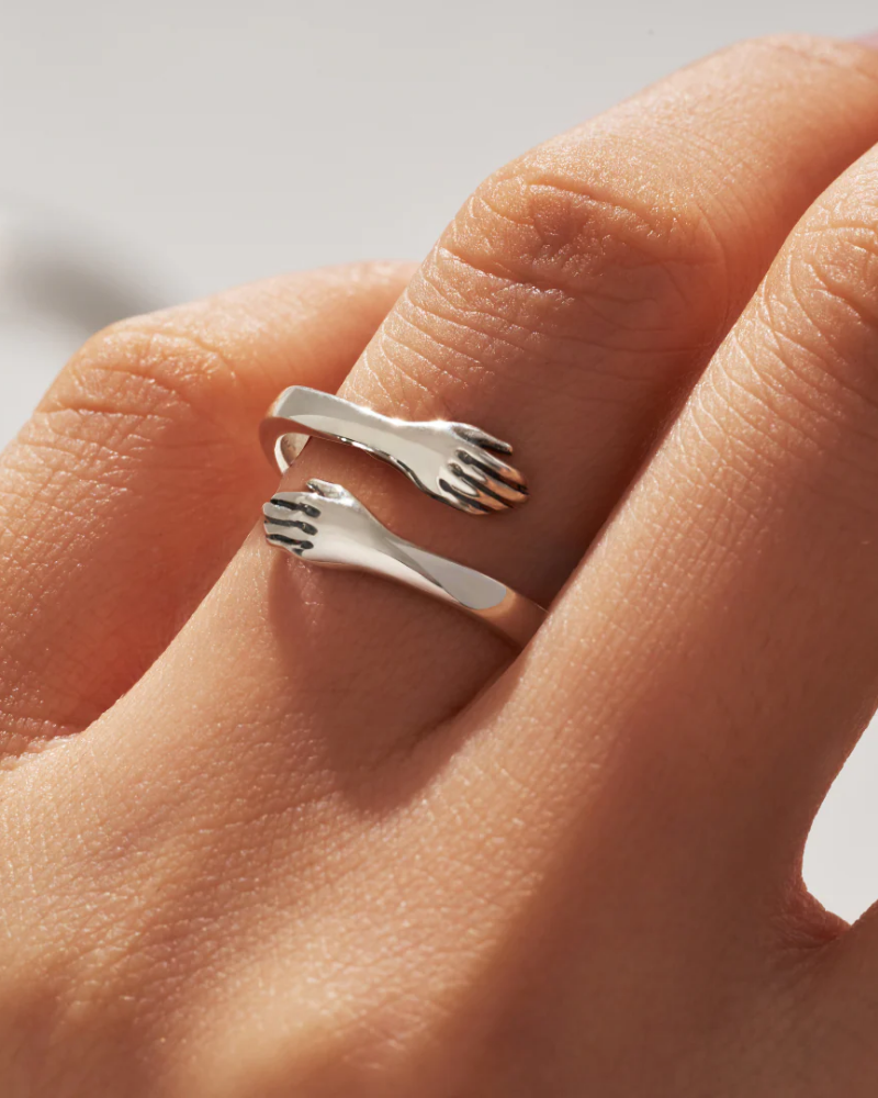 Adjustable Hug Ring
